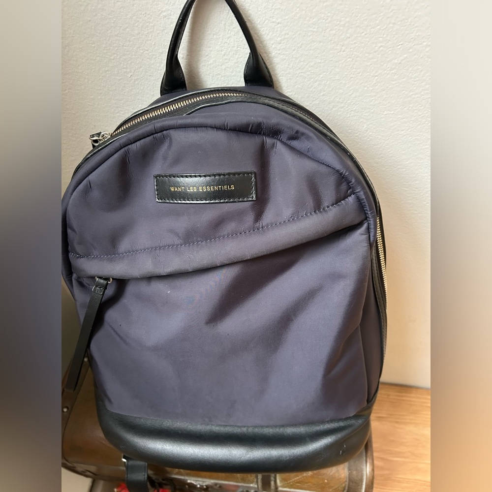 Beautiful navy blue bag in excellent condition